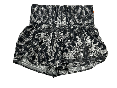 Athletic Shorts By Free People In Black & White, Size: L Fashion