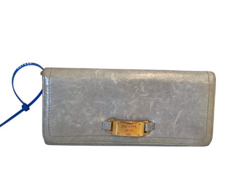 Wallet Luxury Designer By Prada In Grey, Size:Medium Fashion