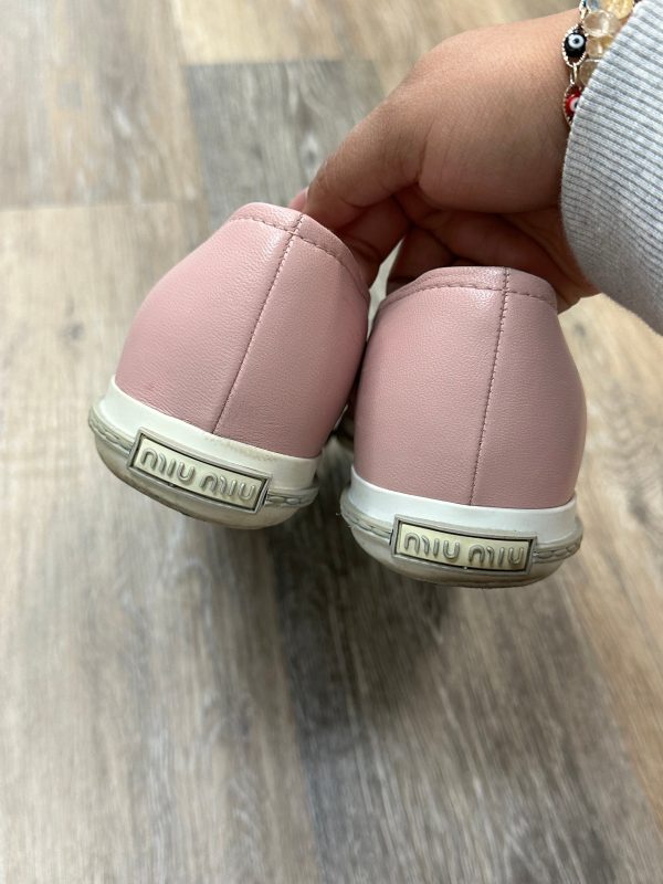 Shoes Luxury Designer By Miu Miu In Pink, Size: 9.5 Online Sale