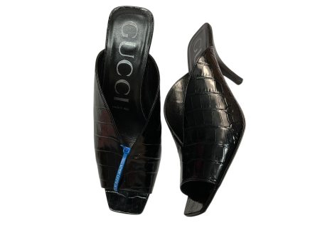 Shoes Luxury Designer By Gucci In Black, Size: 10 Online now